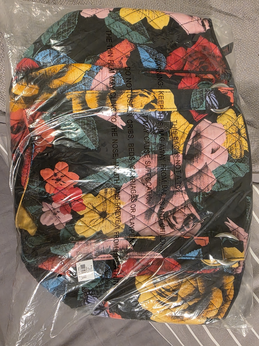 Vera BRADLEY Quilted in Black with Multicolor Floral Print